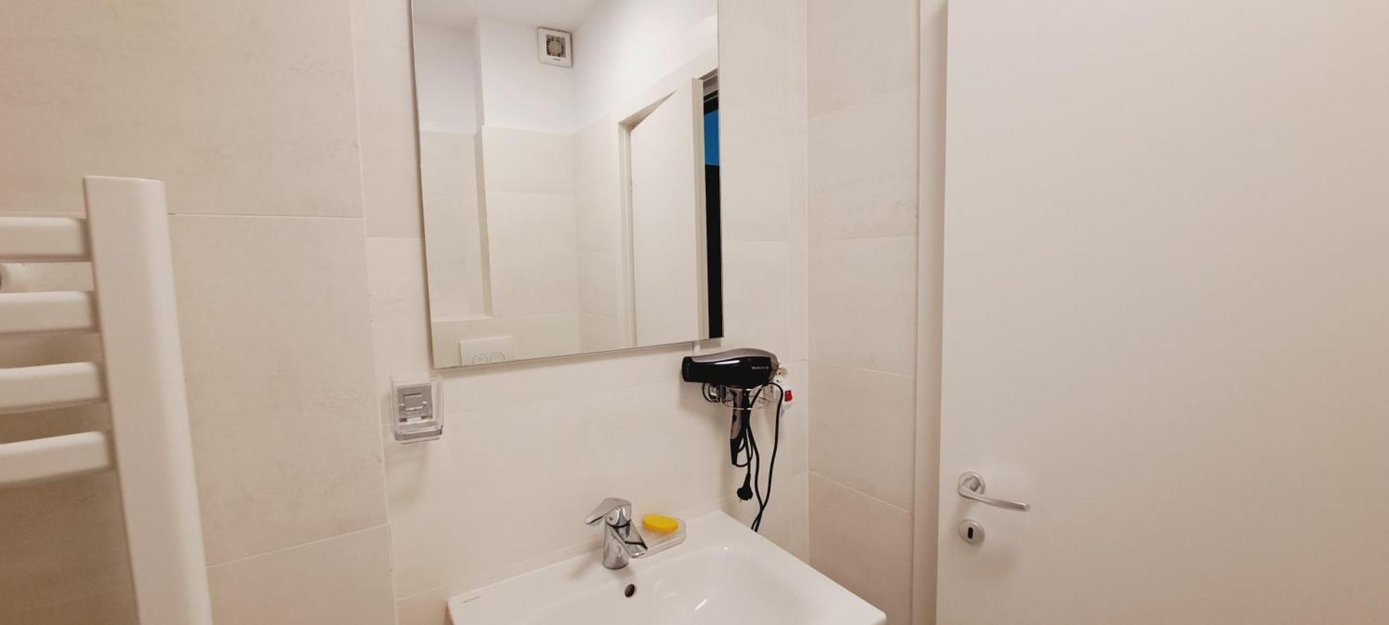 Mamaia Nord Studio La 10 M De Plaja Langa Cluburi Bagian luar foto